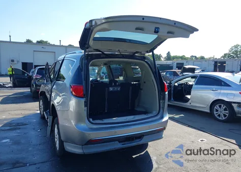 2019 Chrysler Pacifica Touring L из США, поврежденный, VIN 2C4RC1BG5KR643726